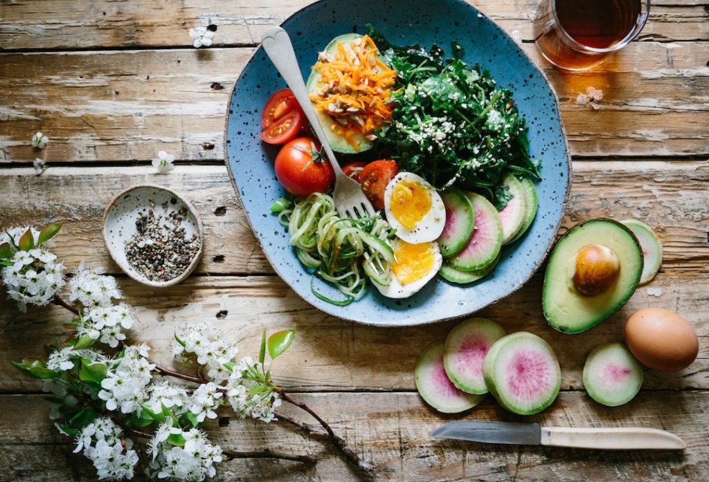 comment une alimentation acide peut elle provoquer des caries ?