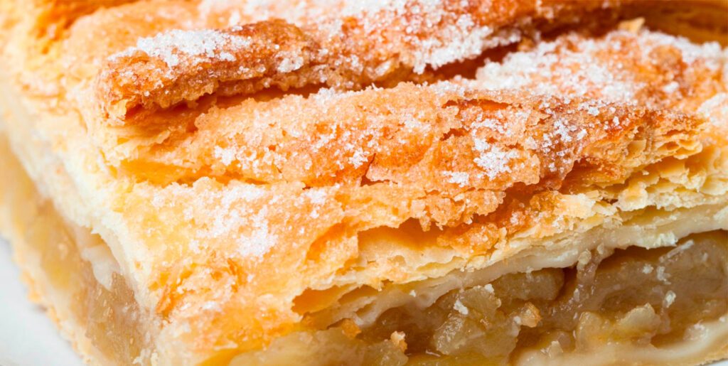 LA CROUSTADE AUX POMMES. …