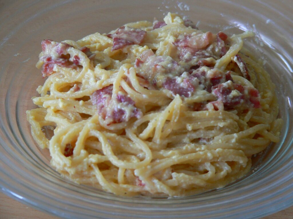La vraie sauce carbonara : mythe ou réalité ?